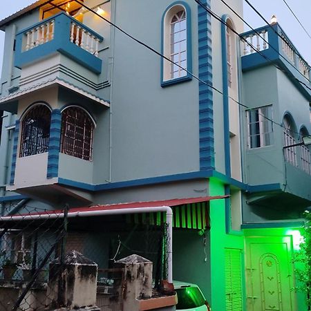 Urban Sky Shānti Niketan Exterior foto