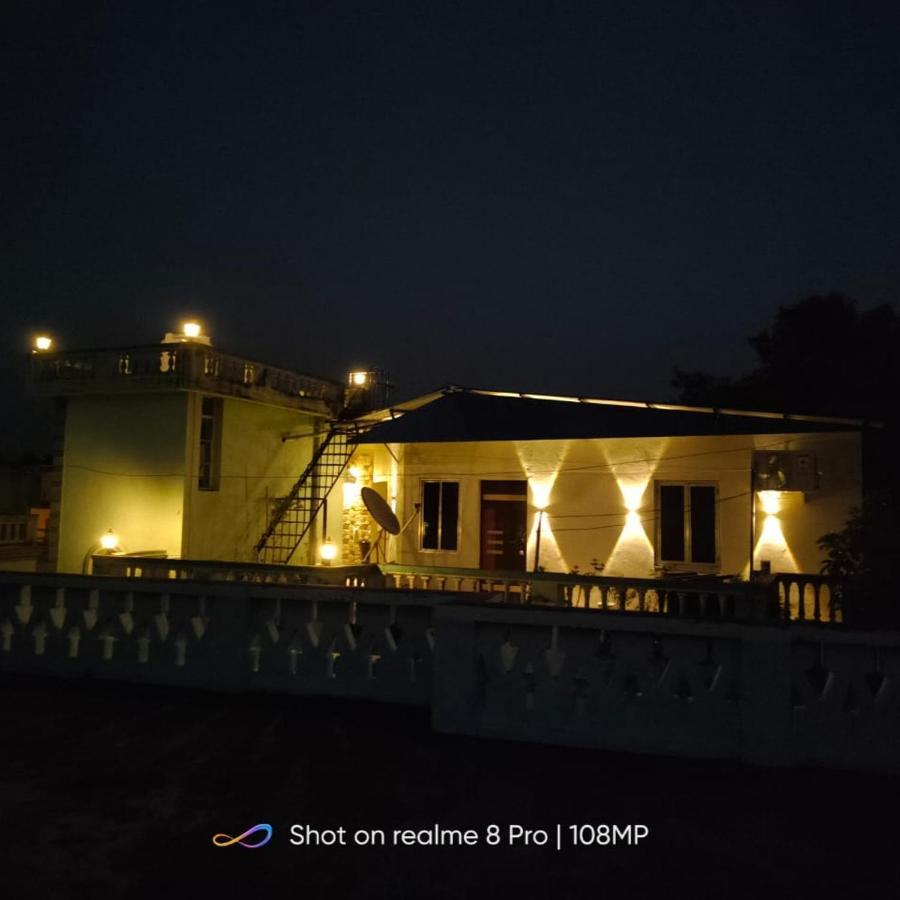 Urban Sky Shānti Niketan Exterior foto